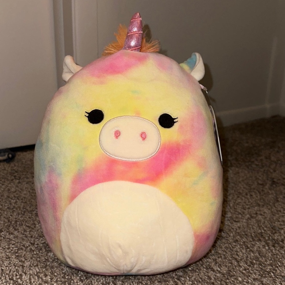 Esmeralda Squishmallow